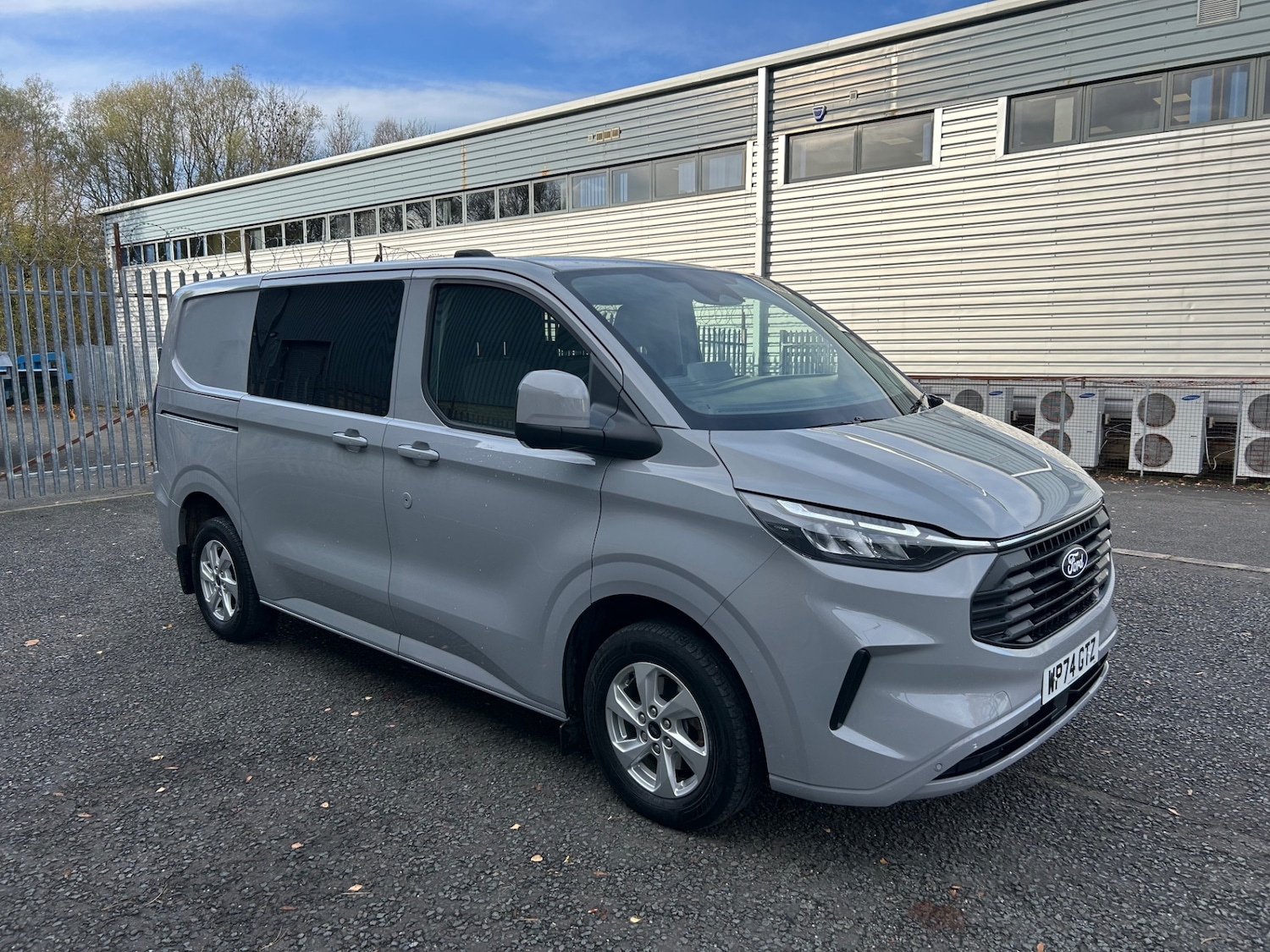 Used Ford Transit Custom 2024 for sale - 76626074: Photo 1