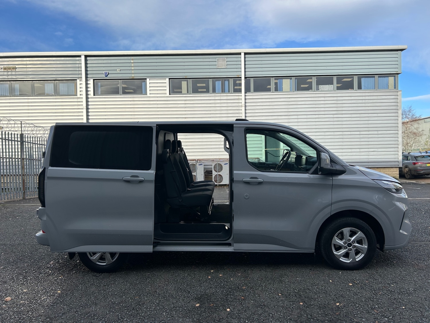 Used Ford Transit Custom 2024 for sale - 76626074: Photo 10