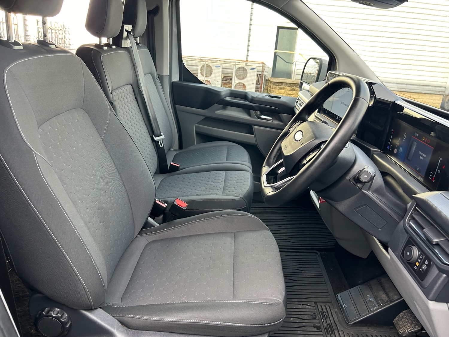 Used Ford Transit Custom 2024 for sale - 76626074: Photo 11