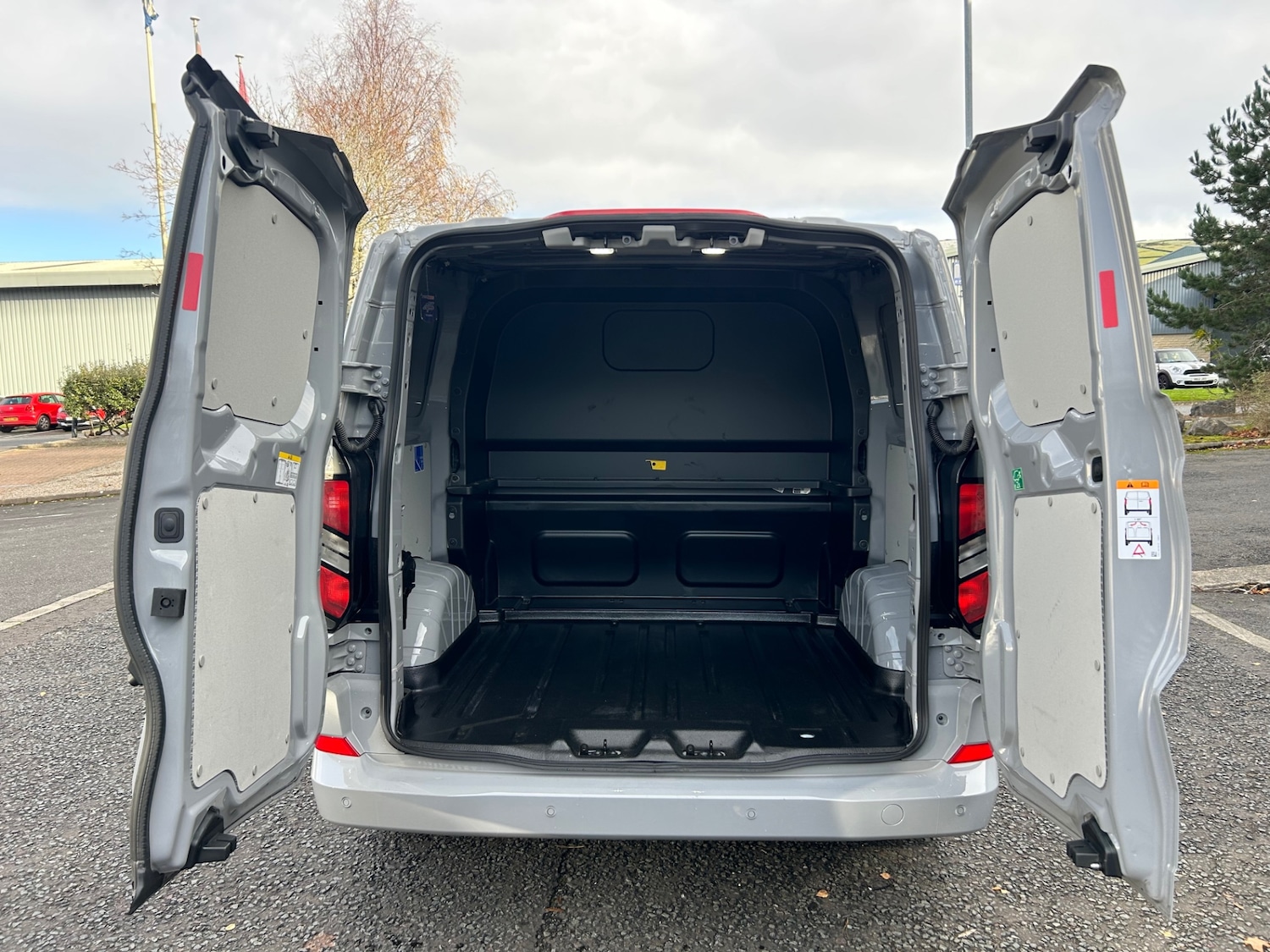 Used Ford Transit Custom 2024 for sale - 76626074: Photo 7