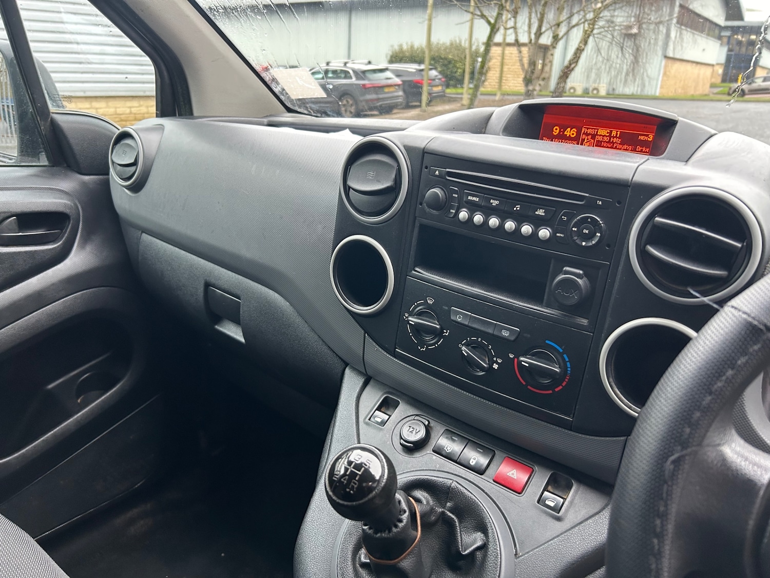 Used Peugeot Partner 2017 for sale - 76980349: Photo 12