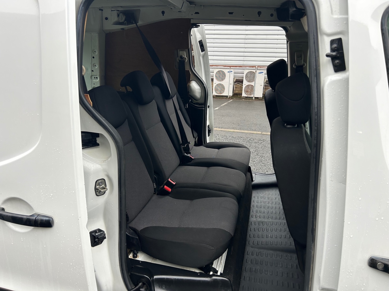 Used Peugeot Partner 2017 for sale - 76980349: Photo 9