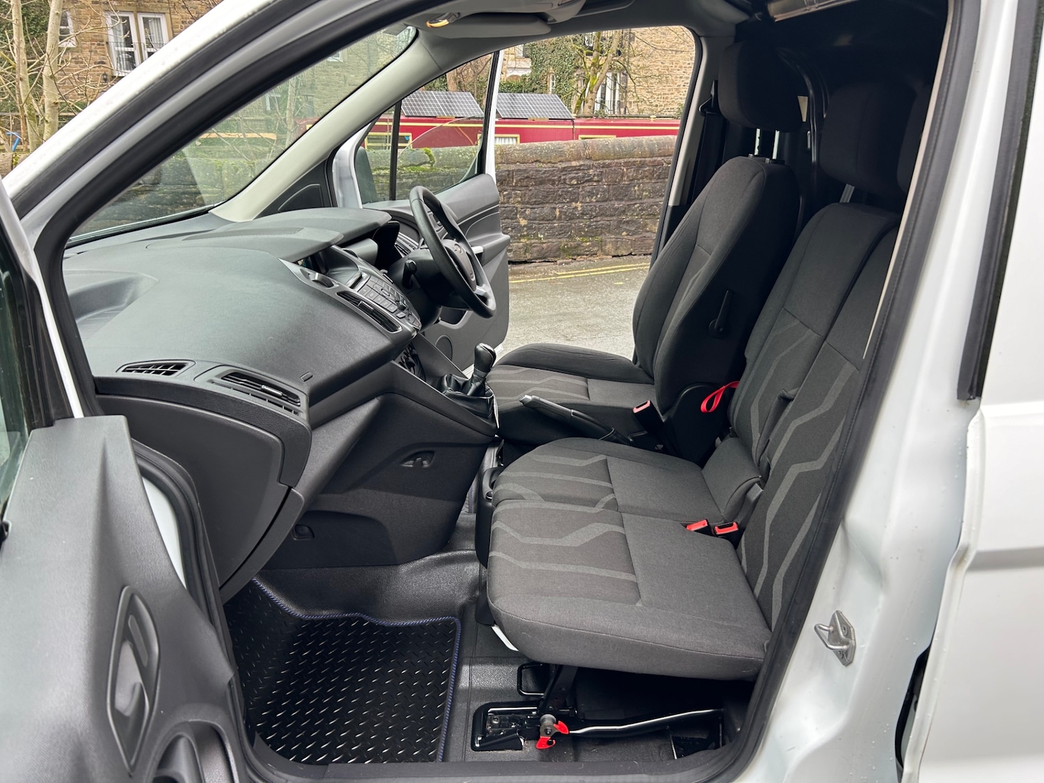 Used Ford Transit Connect 2014 for sale - 77404232: Photo 8