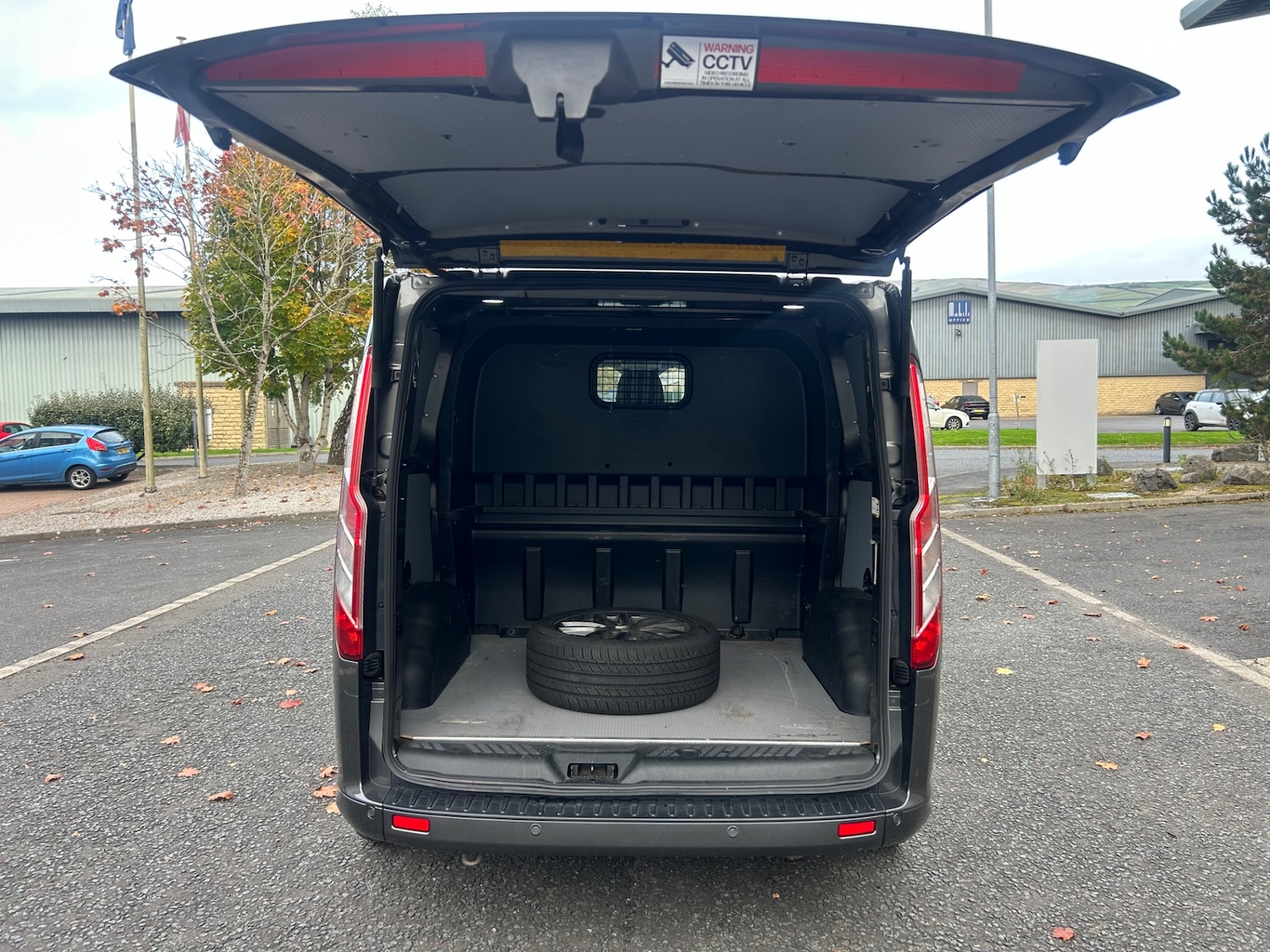Used Ford Transit Custom 2021 for sale - 76265449: Photo 8