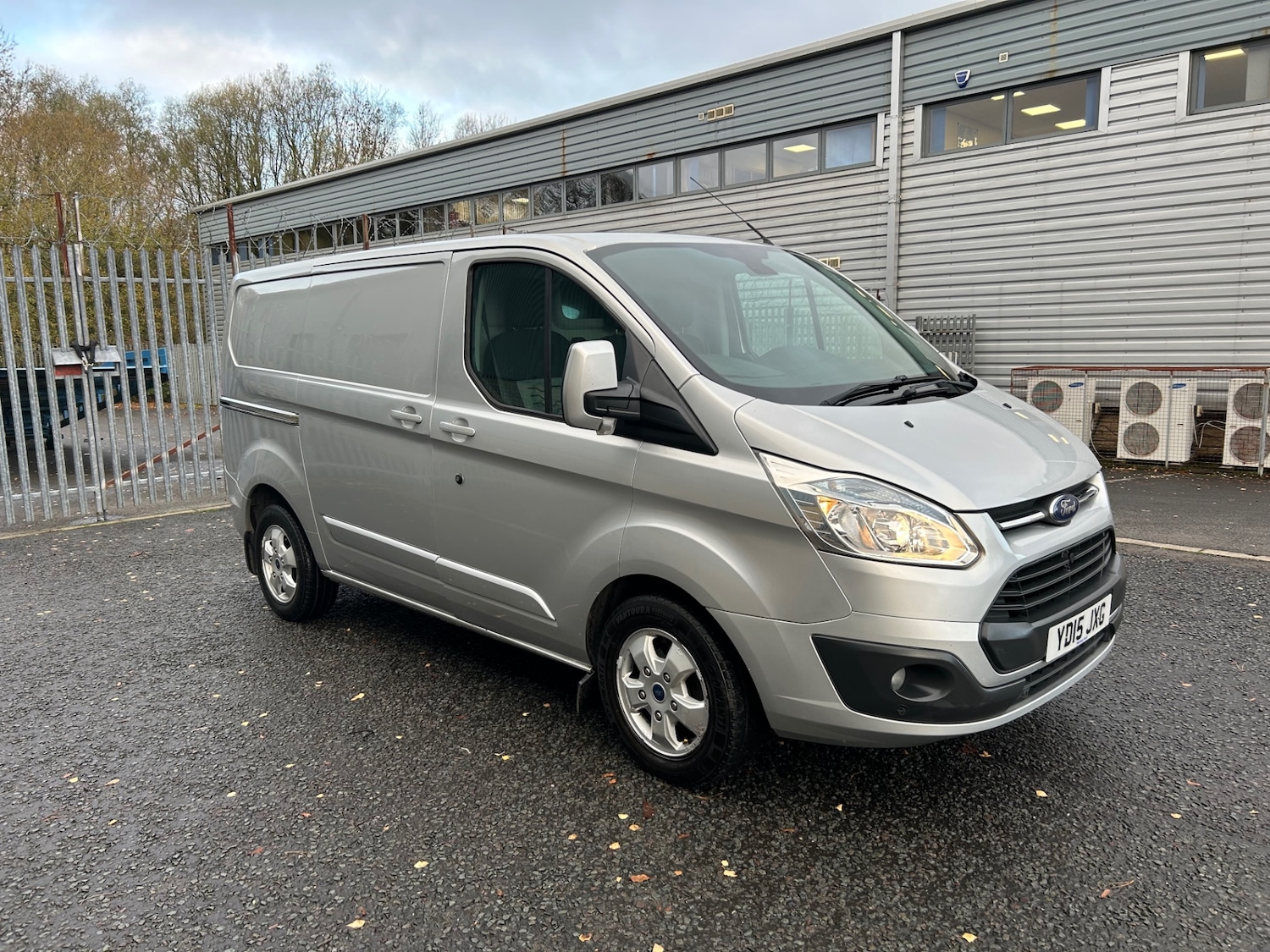Used Ford Transit Custom 2015 for sale - 76626021: Photo 1