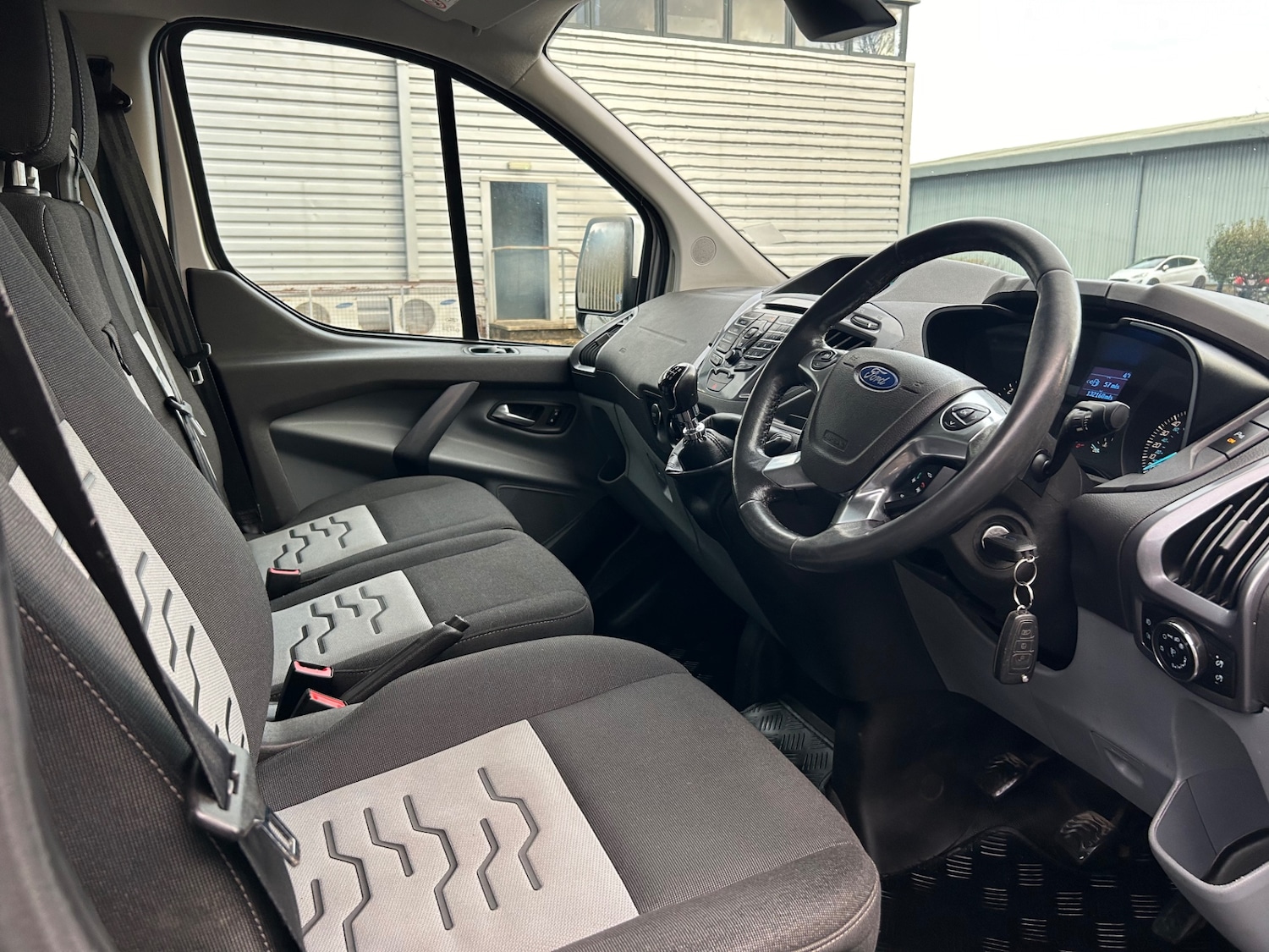 Used Ford Transit Custom 2015 for sale - 76626021: Photo 9