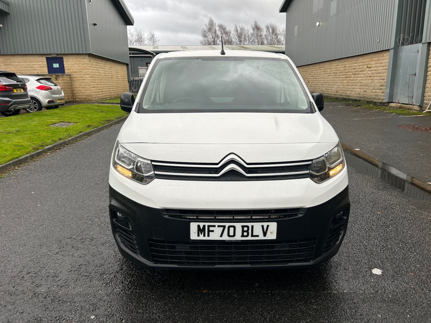 Used Citroen Berlingo 2020 for sale - 76879750: Photo 2