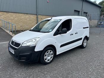 Used Peugeot Partner 2018 for sale - 75557084: Photo