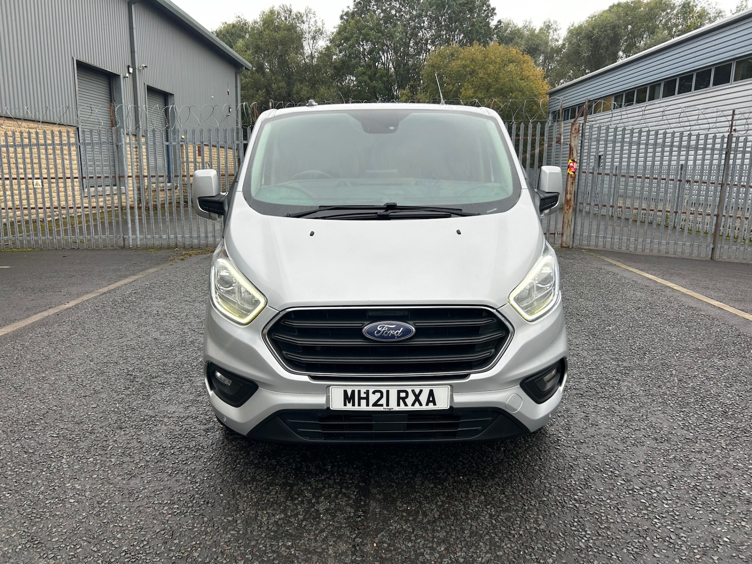 Used Ford Transit Custom 2021 for sale - 76180932: Photo 2