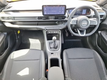 Used Jeep Avenger 2026 for sale - 79078096: Photo