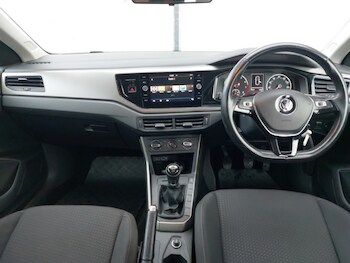 Used Volkswagen Polo 2018 for sale - 77606126: Photo