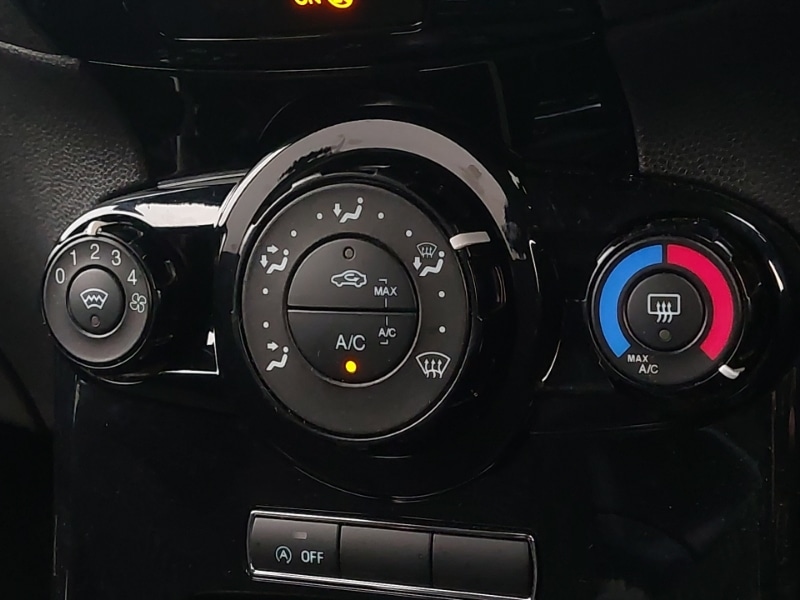 Used Ford Fiesta 2016 for sale - 77129970: Photo 11