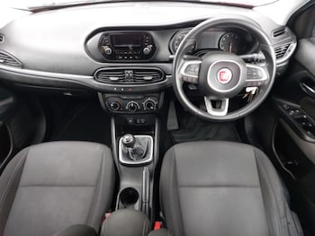 Used Fiat Tipo 2017 for sale - 77938949: Photo