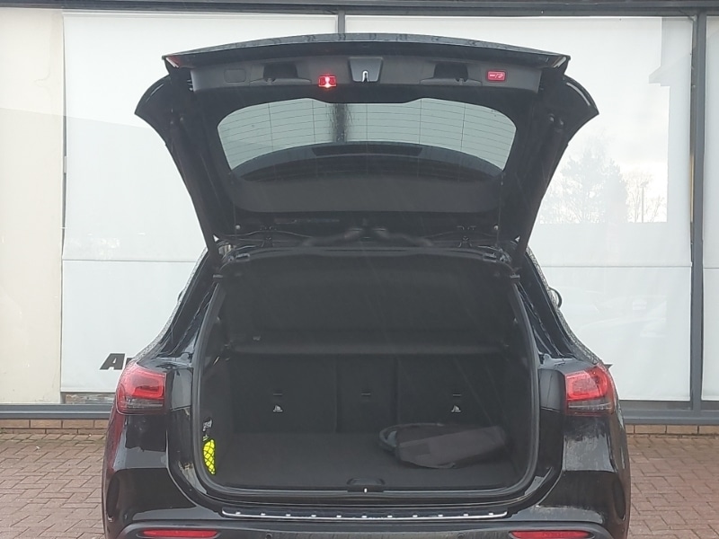 Used Mercedes-Benz EQA 2022 for sale - 77126220: Photo 8