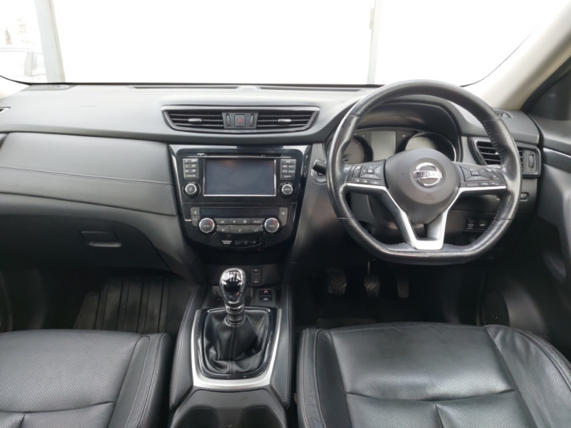 Used Nissan X-Trail 2018 for sale - 77689813: Photo 2