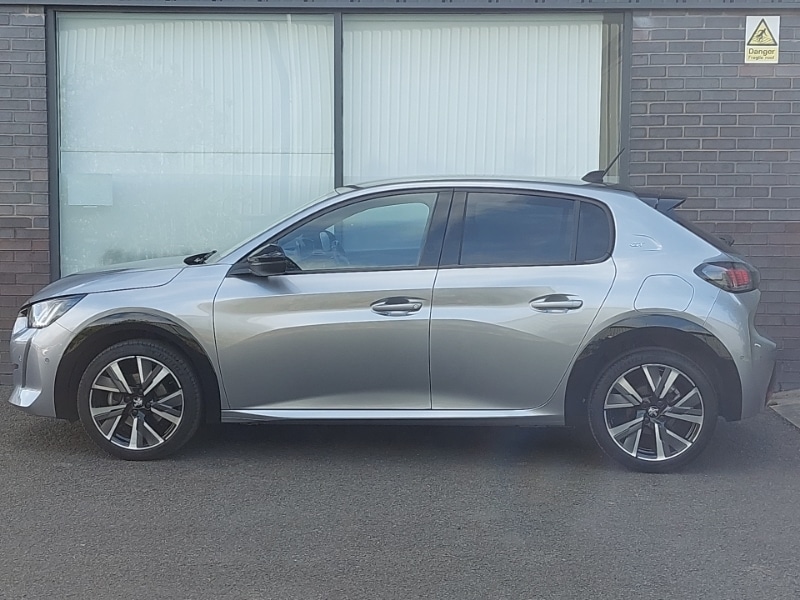 Used Peugeot 208 2022 for sale - 77034741: Photo 4