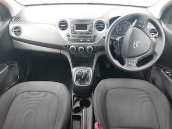 Used Hyundai i10 2018 for sale - 78489952: Photo