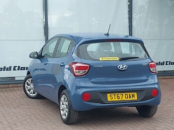 Used Hyundai i10 2018 for sale - 78489952: Photo