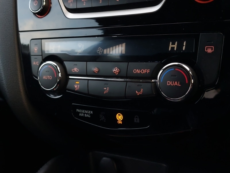 Used Nissan Qashqai 2016 for sale - 76982980: Photo 11