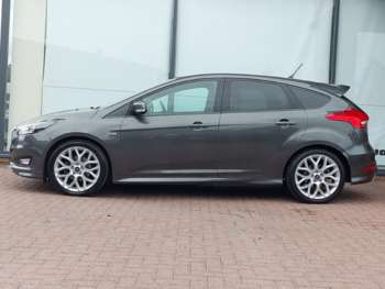 Used Ford Focus 2017 for sale - 74976808: Photo