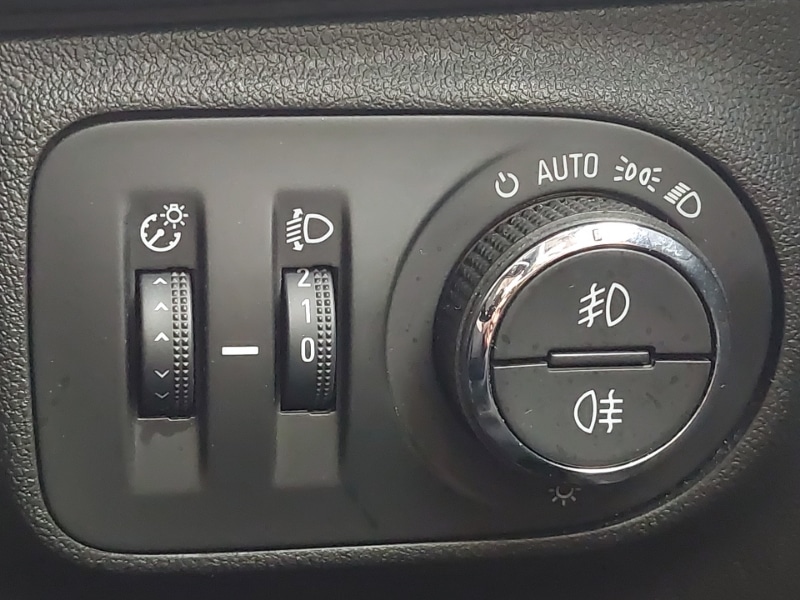 Used Vauxhall Corsa 2018 for sale - 77536441: Photo 18