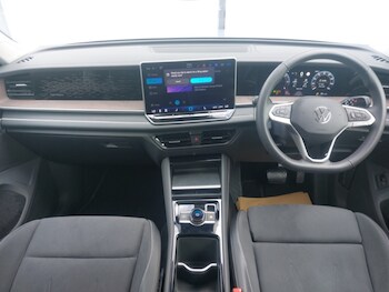 Used Volkswagen Touran 2025 for sale - 78747243: Photo