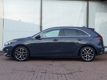 Used Kia Ceed 2024 for sale - 77846990: Photo