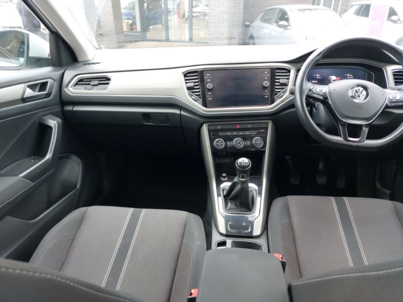 Used Volkswagen T-Roc 2020 for sale - 77922001: Photo 2