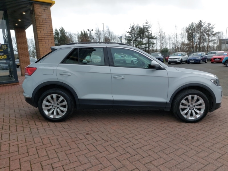 Used Volkswagen T-Roc 2020 for sale - 77922001: Photo 4