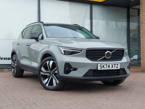 Used Volvo XC40 2024 for sale - 76321513: Photo 1