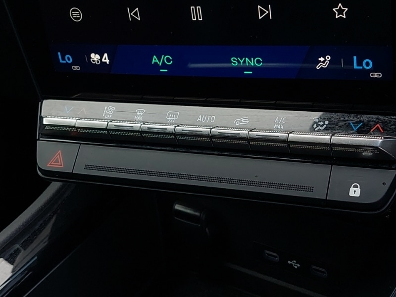 Used Renault Austral 2025 for sale - 76566852: Photo 11