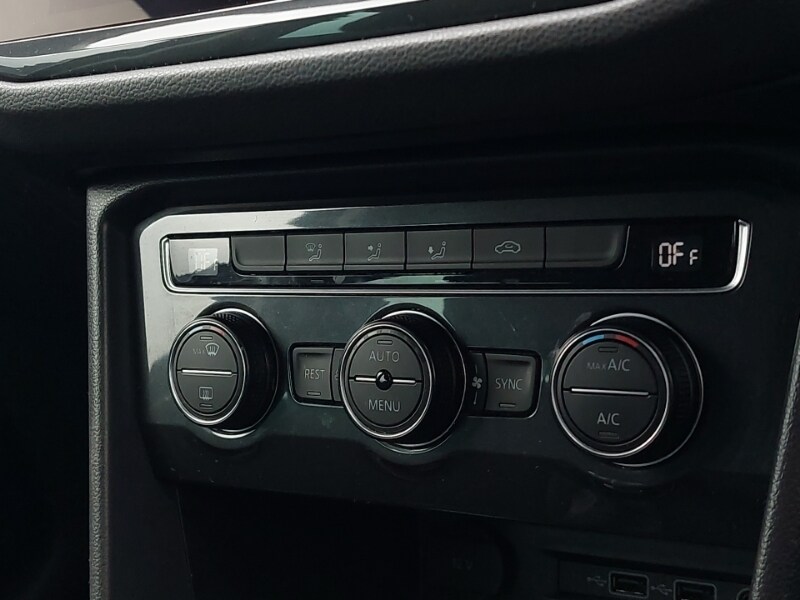 Used Volkswagen Tiguan 2019 for sale - 77818447: Photo 11