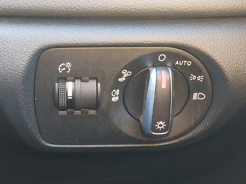 Used Audi Q3 2016 for sale - 76695820: Photo 17