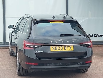 Used Skoda Superb 2023 for sale - 76094061: Photo 3