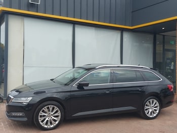 Used Skoda Superb 2023 for sale - 76094061: Photo 4
