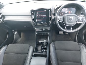 Used Volvo XC40 2022 for sale - 79452015: Photo