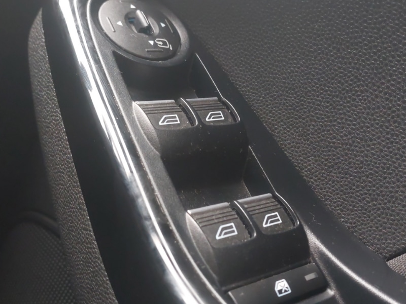 Used Ford Fiesta 2017 for sale - 76523956: Photo 16