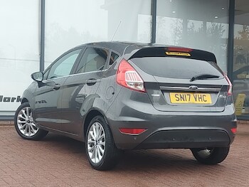 Used Ford Fiesta 2017 for sale - 76523956: Photo