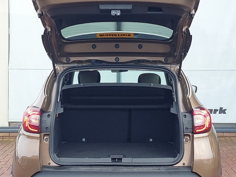 Used Renault Captur 2018 for sale - 77689790: Photo 8