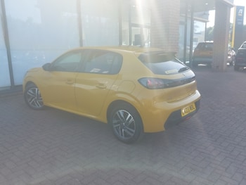 Used Peugeot 208 2023 for sale - 79006894: Photo
