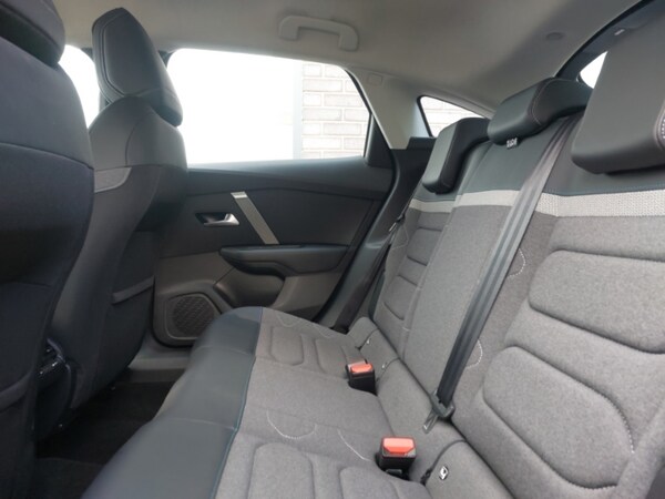 Used Citroen C4 2022 for sale - 76053800: Photo 6