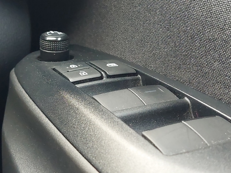 Used Toyota Yaris Cross 2022 for sale - 77047215: Photo 17