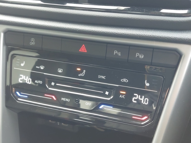 Used Volkswagen T-Roc 2025 for sale - 77606134: Photo 13