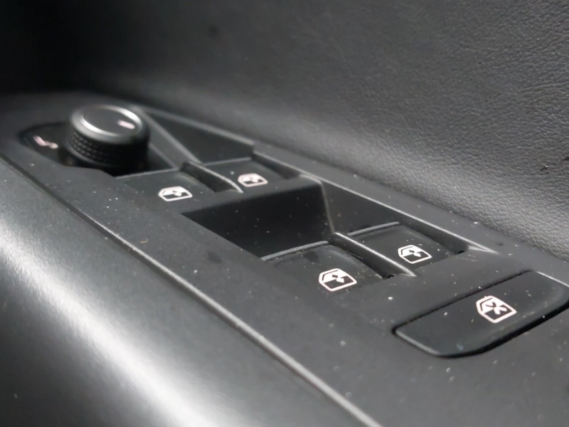 Used Volkswagen T-Cross 2024 for sale - 77708100: Photo 15