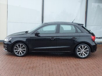 Used Audi A1 2018 for sale - 77197446: Photo