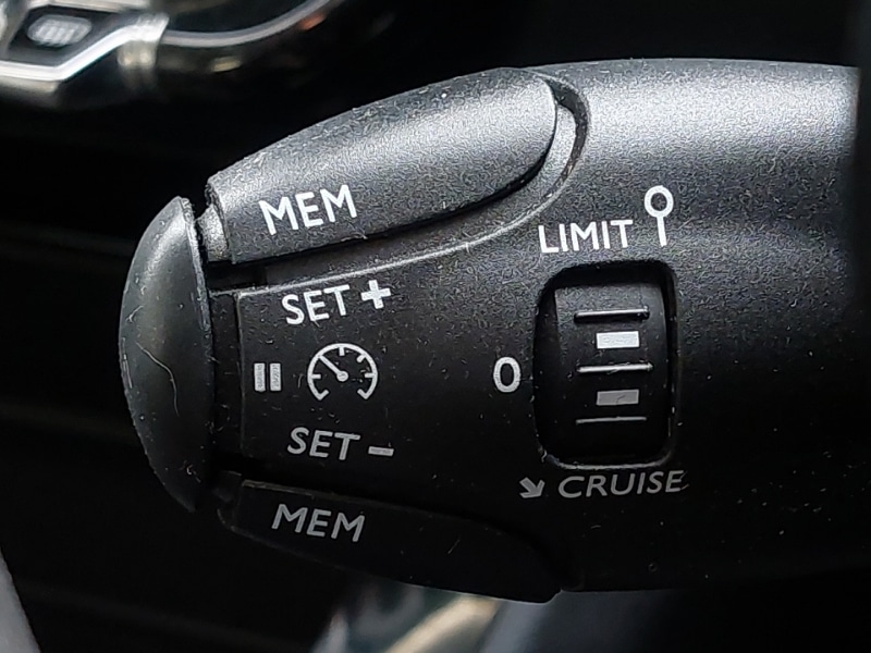 Used Peugeot 2008 2022 for sale - 76800092: Photo 14