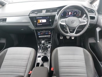 Used Volkswagen Touran 2024 for sale - 79387045: Photo