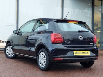 Used Volkswagen Polo 2014 for sale - 76556344: Photo