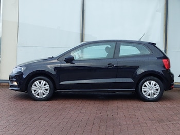 Used Volkswagen Polo 2014 for sale - 76556344: Photo