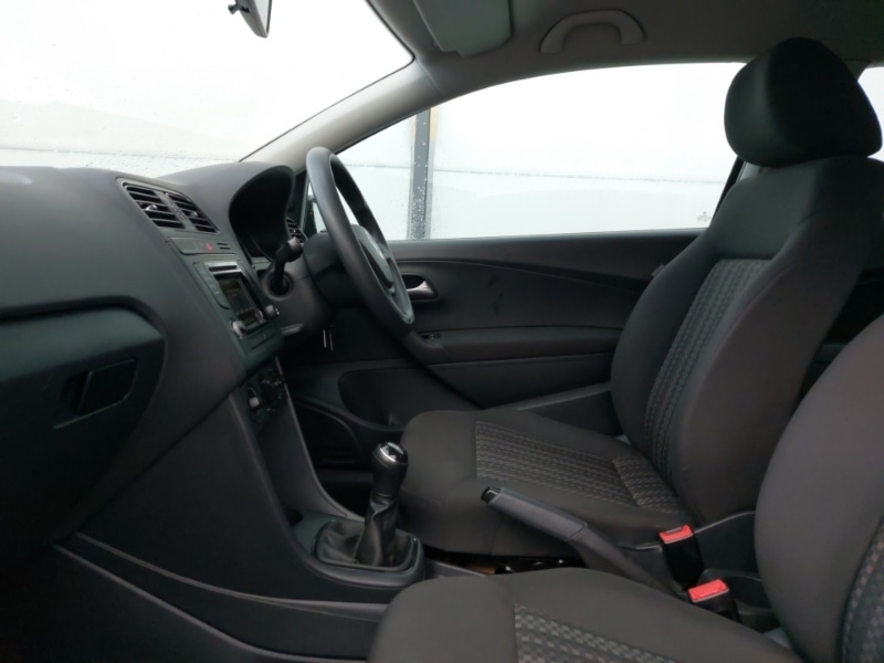 Used Volkswagen Polo 2014 for sale - 76556344: Photo 5